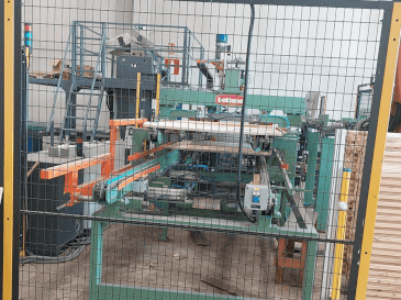Vooraanzicht  van MAQUINARIA LDM VPS 2103  machine