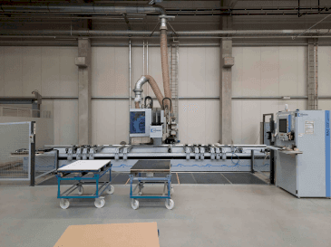 Vooraanzicht van HOMAG OPTIMAT BAZ222/60/K machine