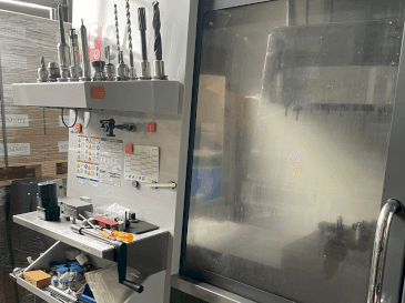 Vooraanzicht  van HAAS VF-3  machine