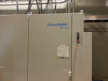 Vooraanzicht van Krauss Maffei Berstorff Extrusion Line machine