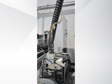 Vooraanzicht  van TRUMPF TRUPULSE 304  machine