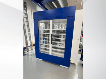 Zijaanzicht  van RÖDERS RCS2  machine
