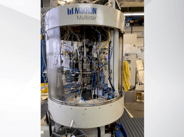Vooraanzicht van MIKRON Multistar CX 24 (2003) machine