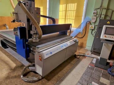 Vooraanzicht  van MECANUMERIC MECAPRO 3020  machine