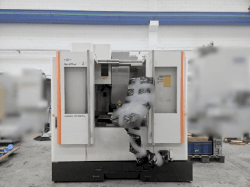 Vooraanzicht  van +GF+ AGIE CHARMILLES VCE 800 PRO  machine