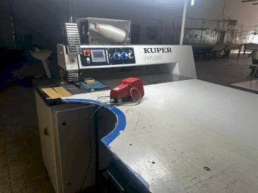 Vooraanzicht  van KUPER FWS 1250  machine