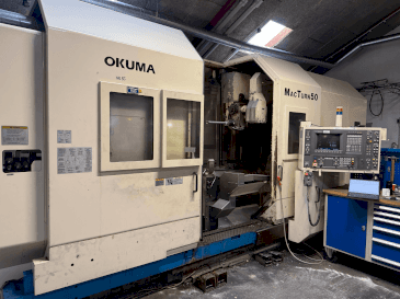 Vooraanzicht  van Okuma MacTurn 50  machine