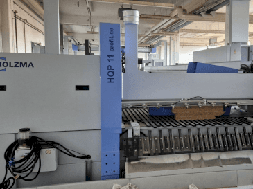 Vooraanzicht  van HOLZMA PROFI HQP 11/16/56/L/X  machine