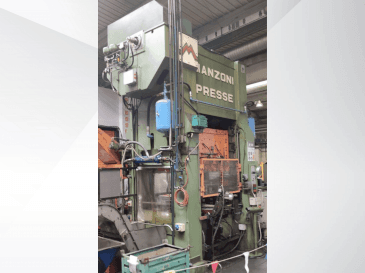 Vooraanzicht  van RAVNE PRESSES Manzoni 160  machine