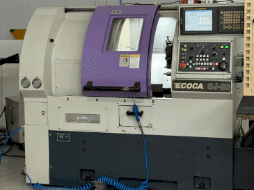 Vooraanzicht  van ECOCA SJ-20  machine