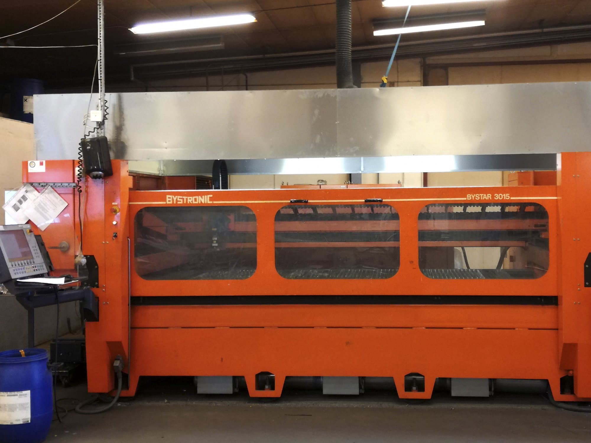 Vooraanzicht  van Bystronic Bystar 3015 machine