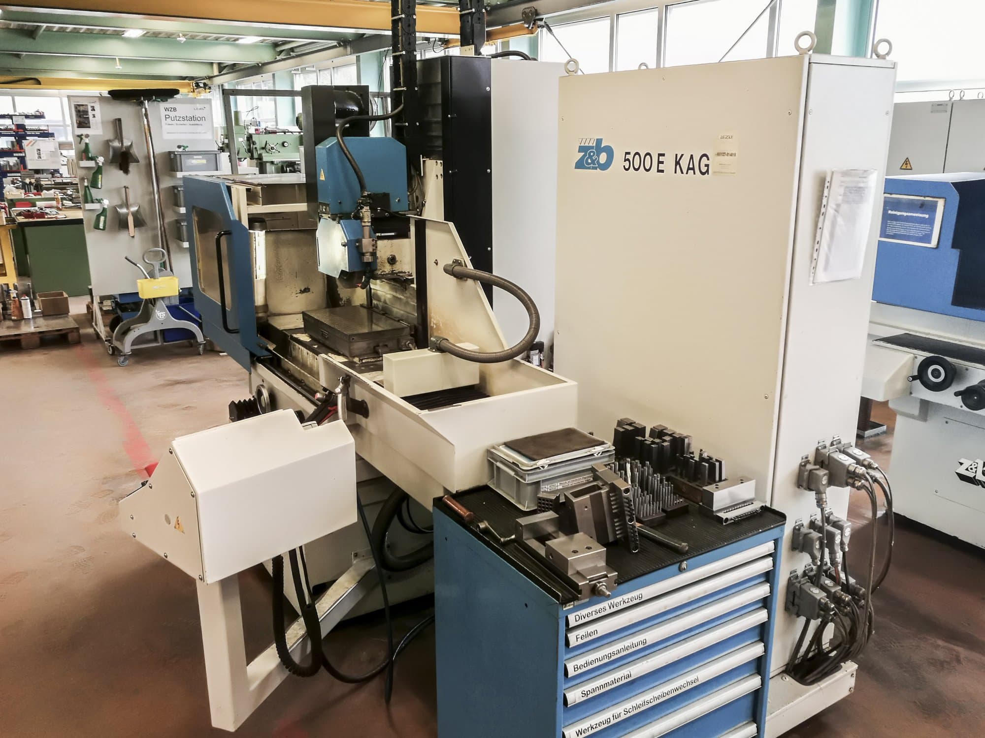 Recht aanzicht  van ZIERSCH & BALTRUSCH STARLINE 500E machine