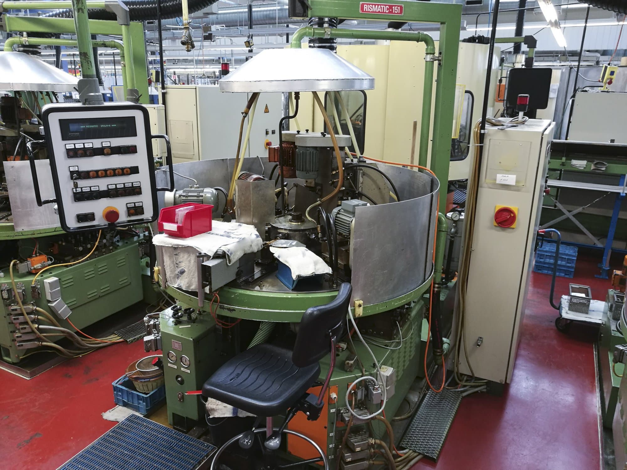 Recht aanzicht  van RIS-INGOLD Rismatic 151LN-6 machine