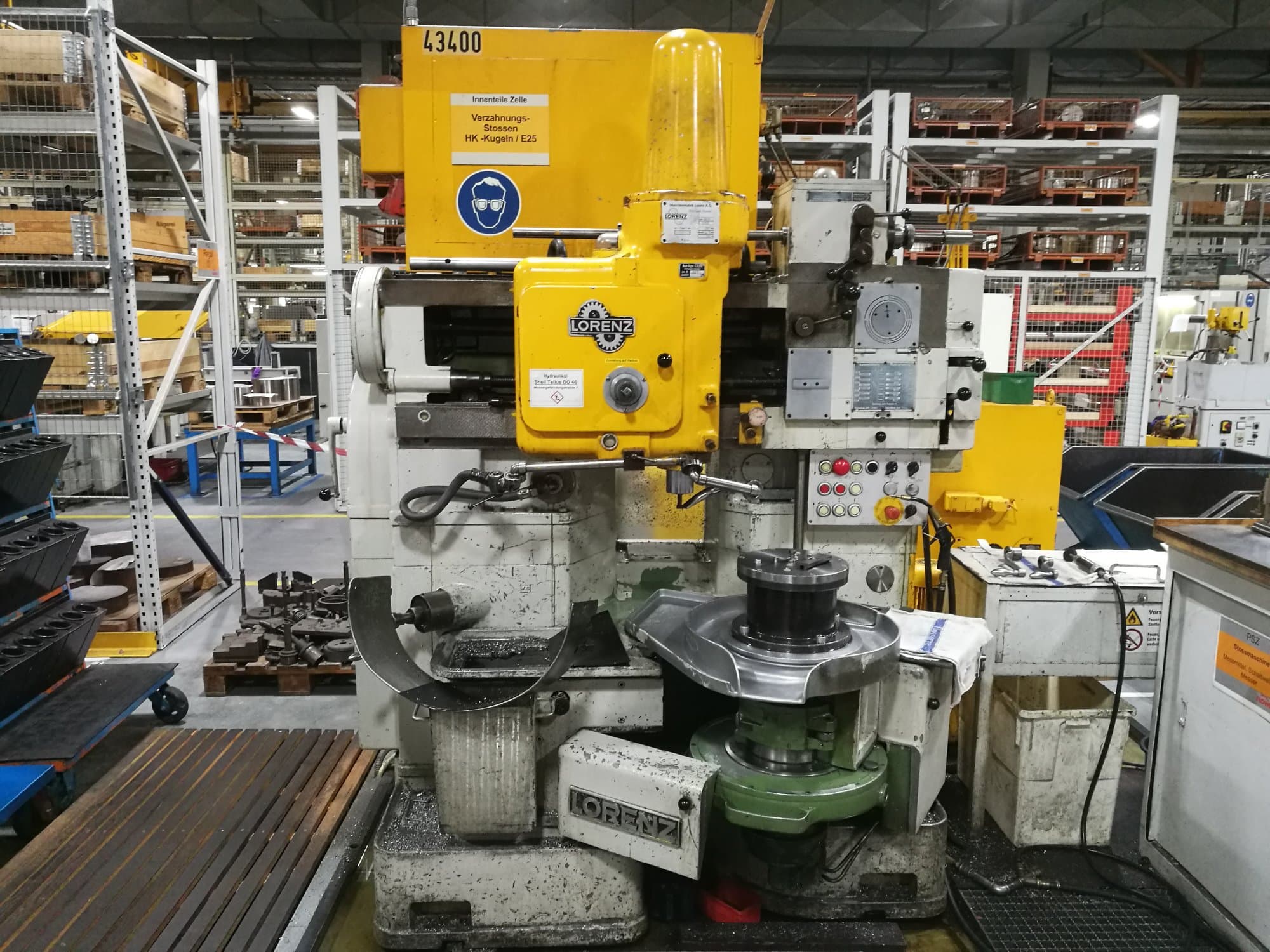 Vooraanzicht  van LORENZ SNJ5 machine