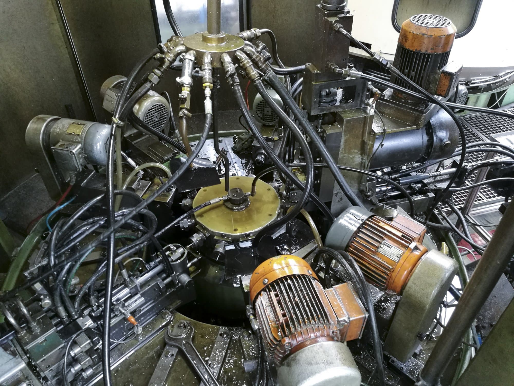 Detail  1 van RIS-INGOLD Rismatic 151G-12 machine