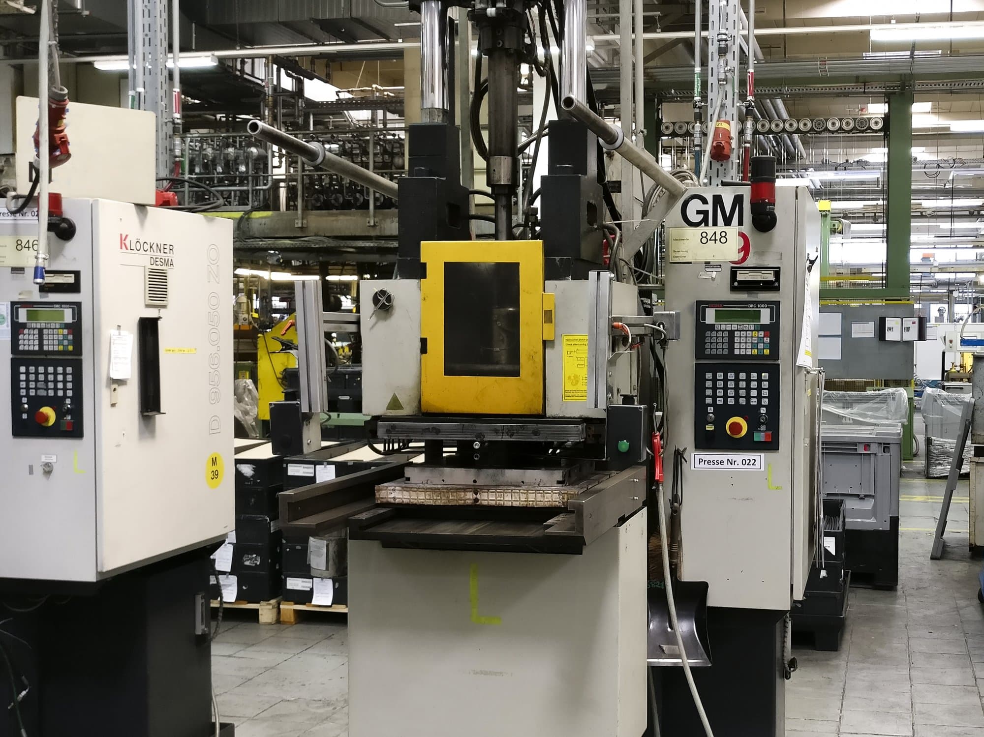 Vooraanzicht  van Kloeckner Desma 956.050 machine