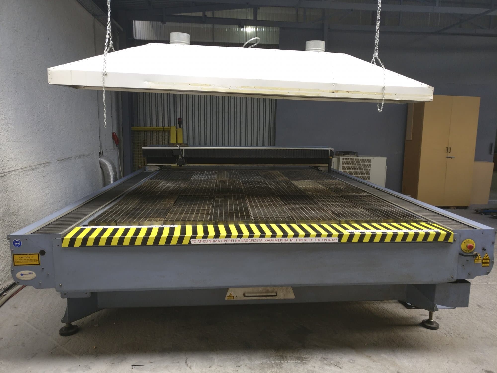 Vooraanzicht  van SEI Laser MERCURY 603 machine