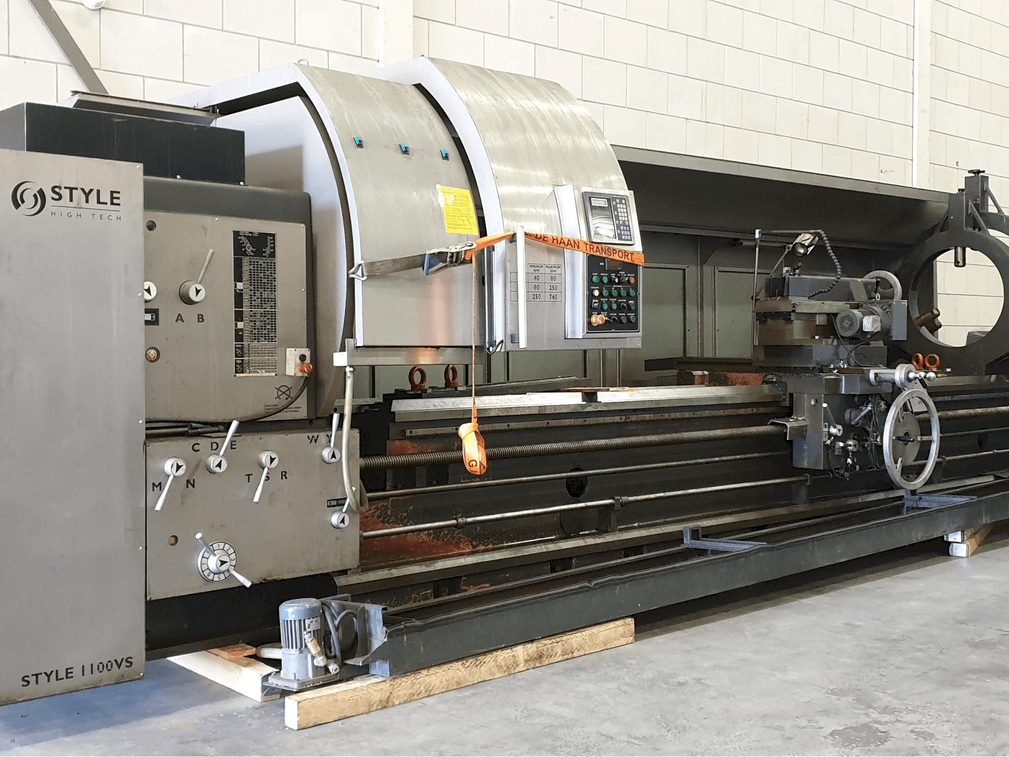 Vooraanzicht van STYLE 1100VS machine