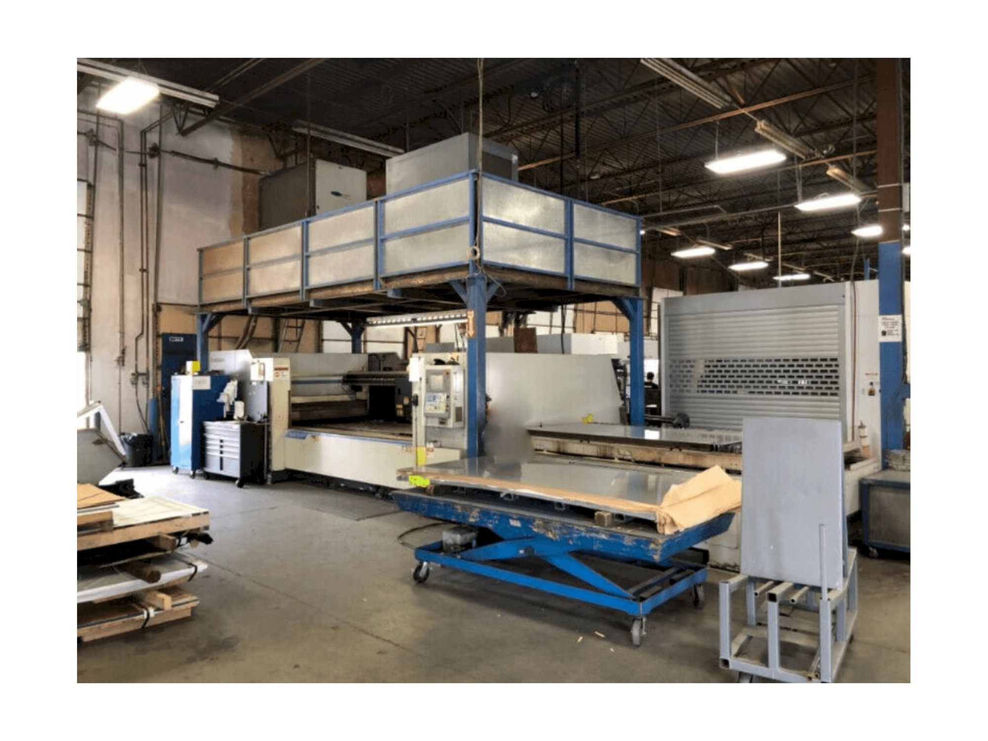 Vooraanzicht van Mitsubishi ML3015LVP PLUS 40CFX-A machine