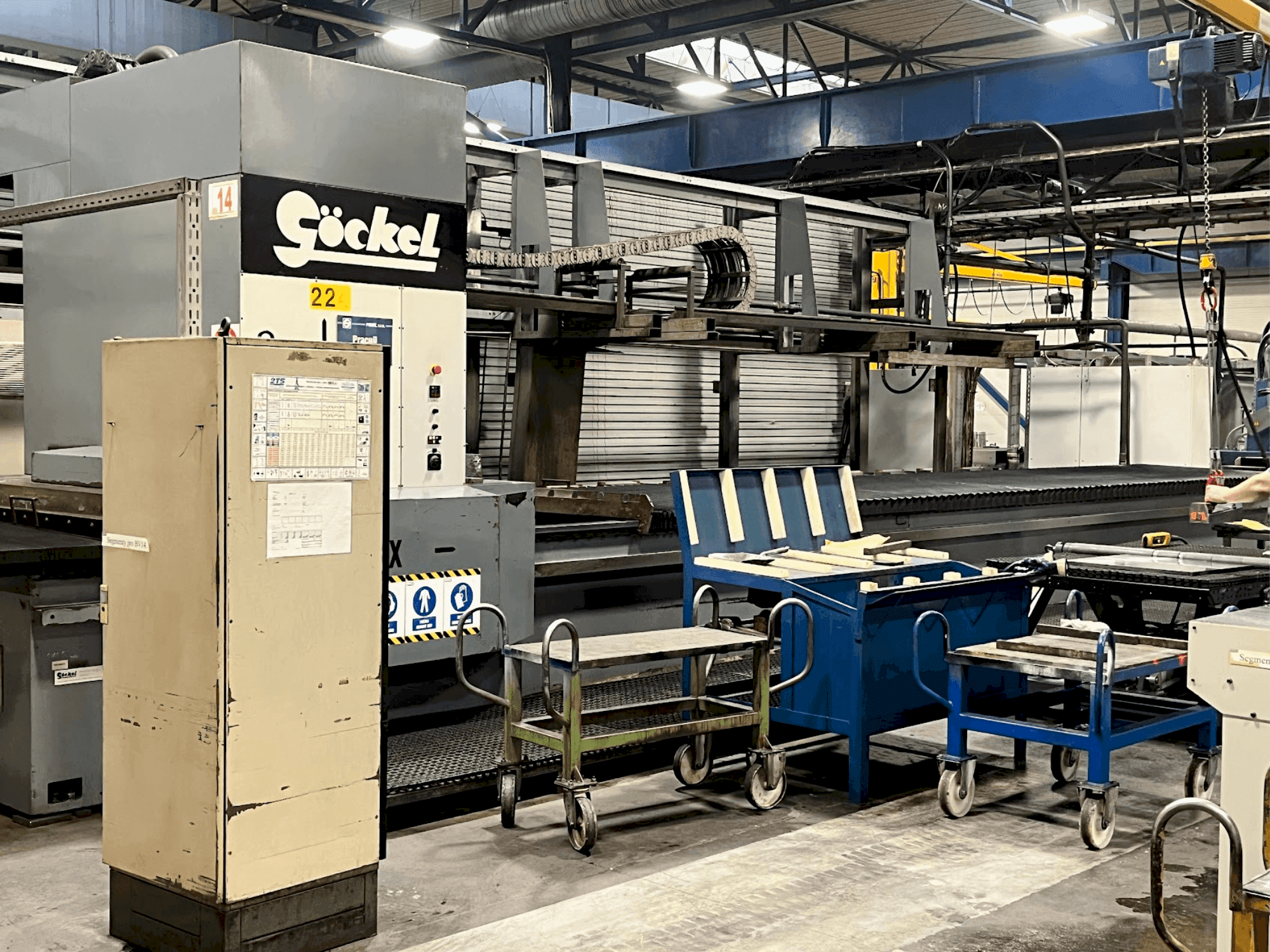 Vooraanzicht van GÖCKEL G130 machine