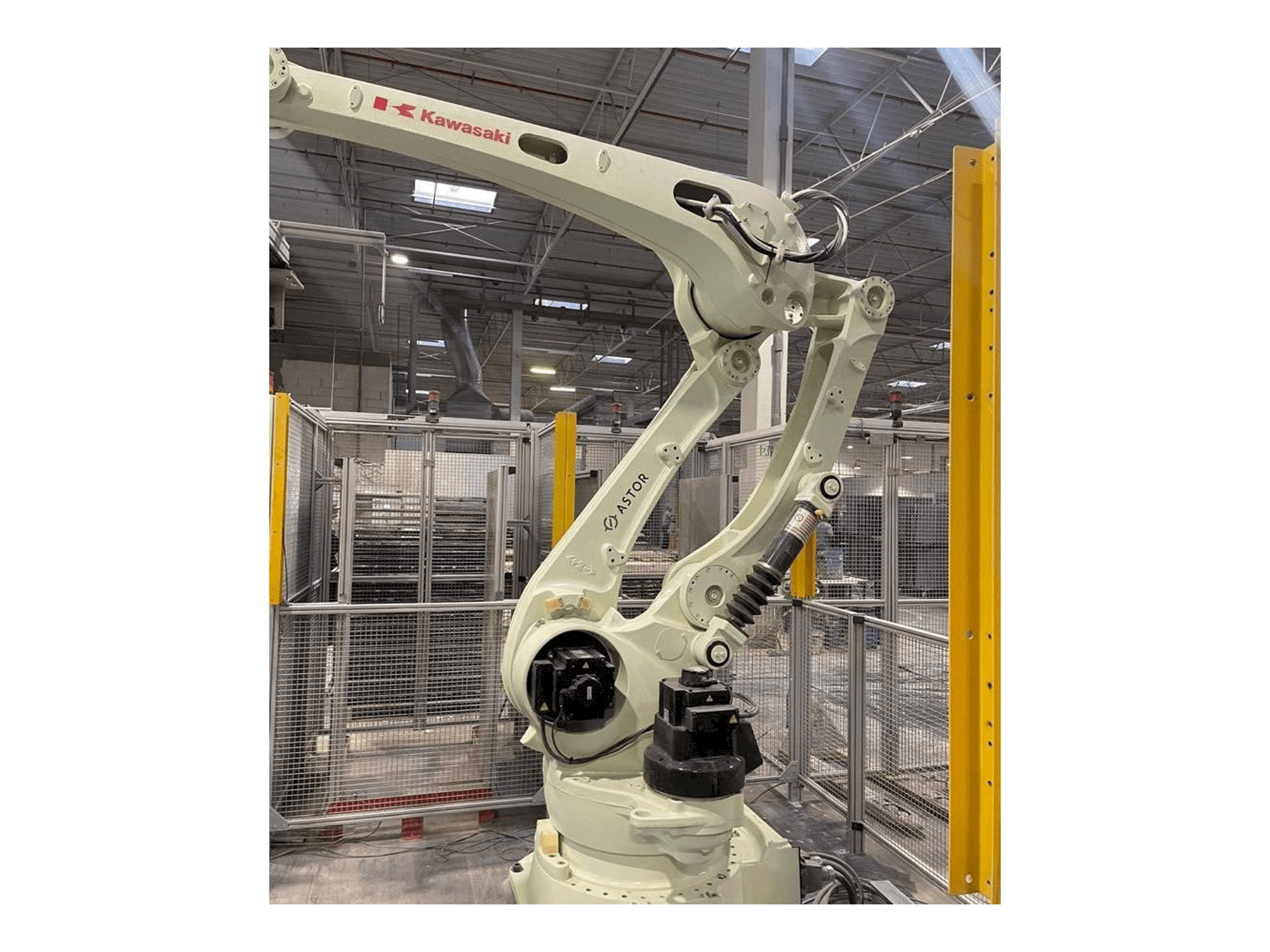 Vooraanzicht van Kawasaki 3CP180L-AC03 machine