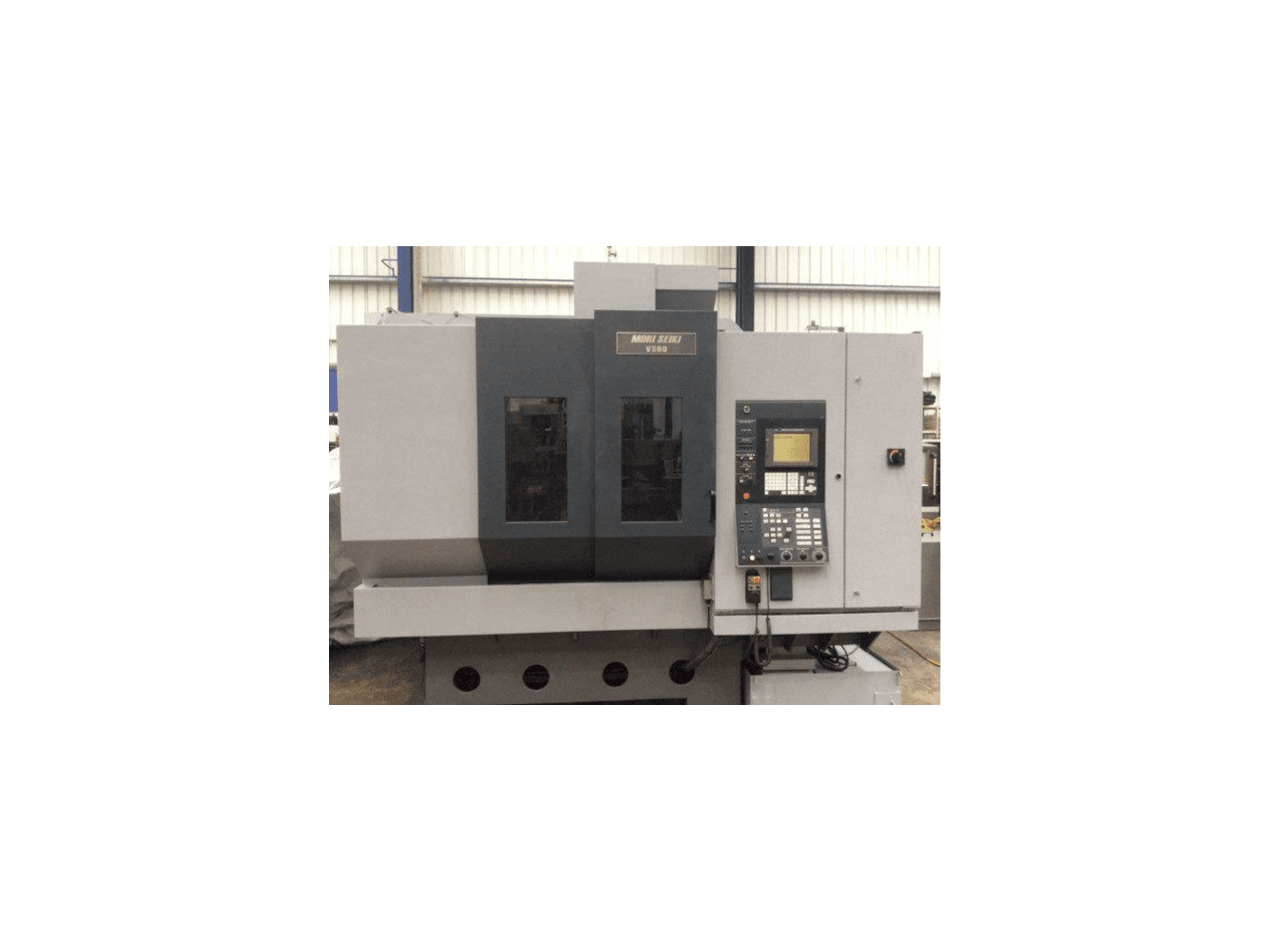 Vooraanzicht van MORI SEIKI VS 60 machine