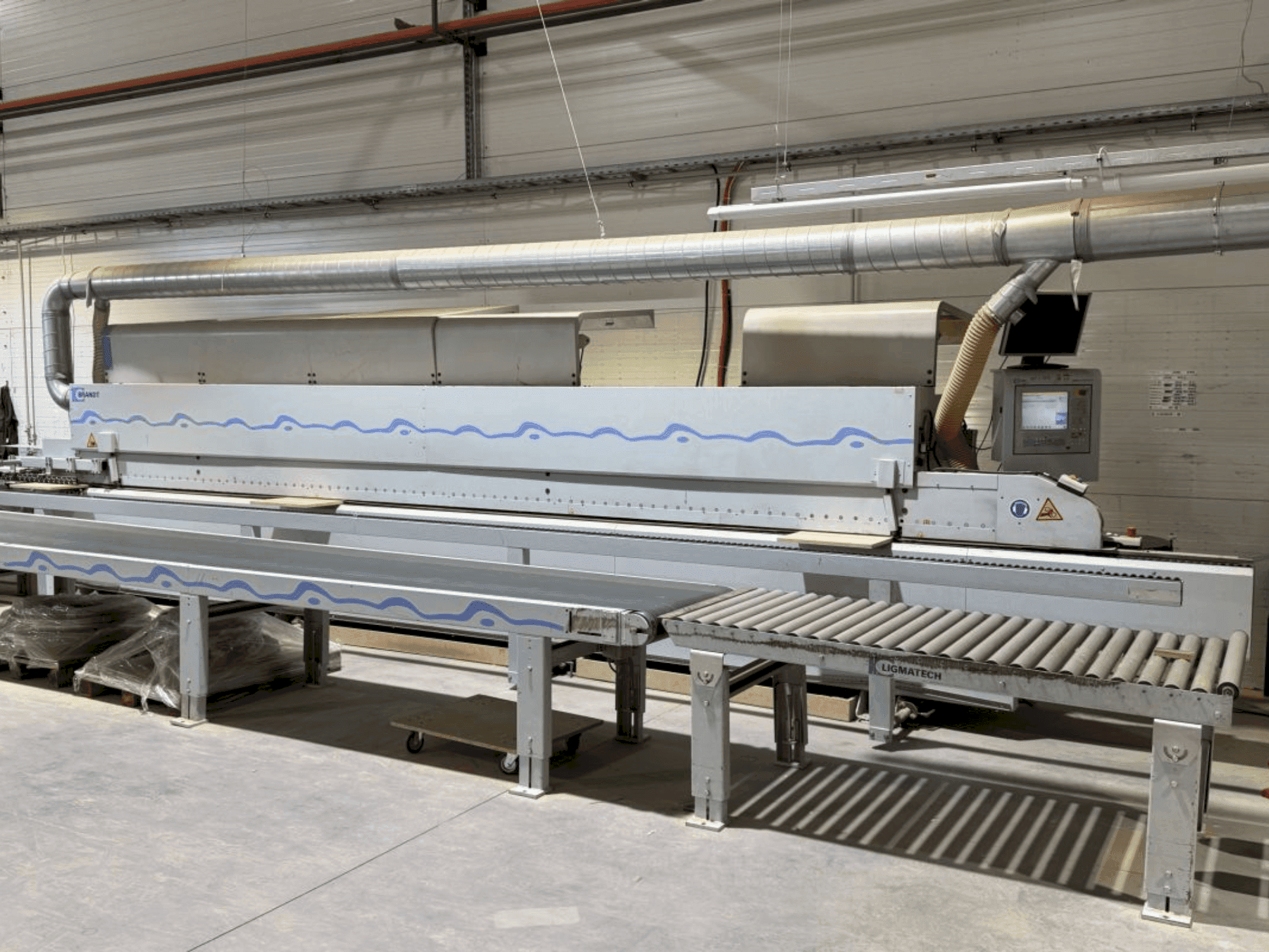 Vooraanzicht van BRANDT KDF 991 machine