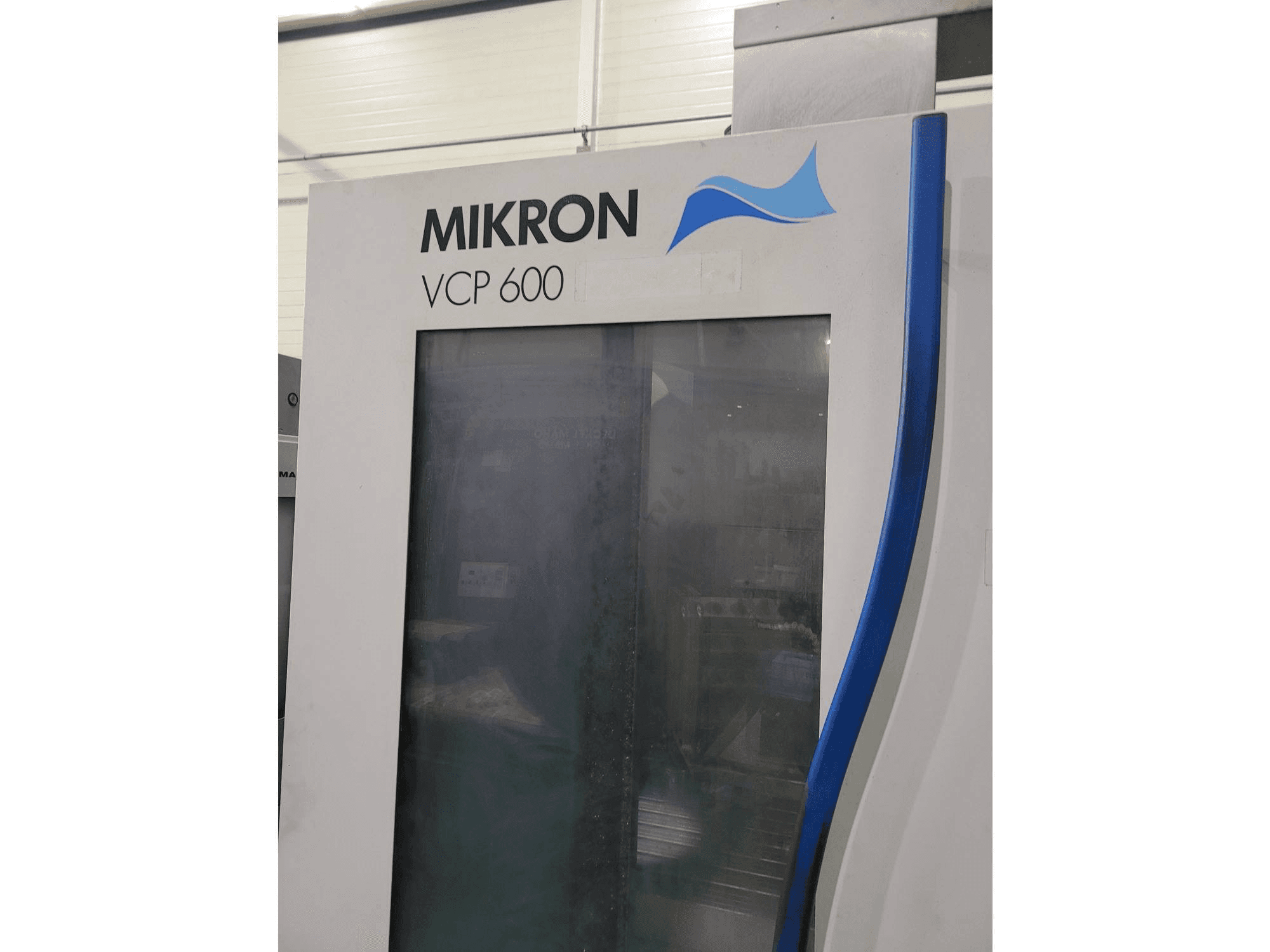 Vooraanzicht van MIKRON VCP 600 machine