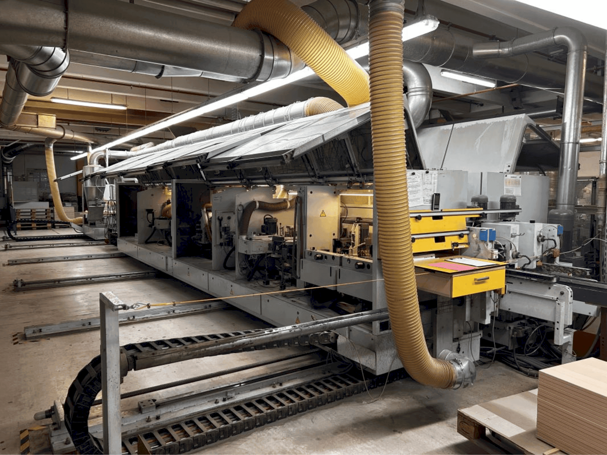 Vooraanzicht van HOMAG PROFI KFL20/29/QA/25 machine