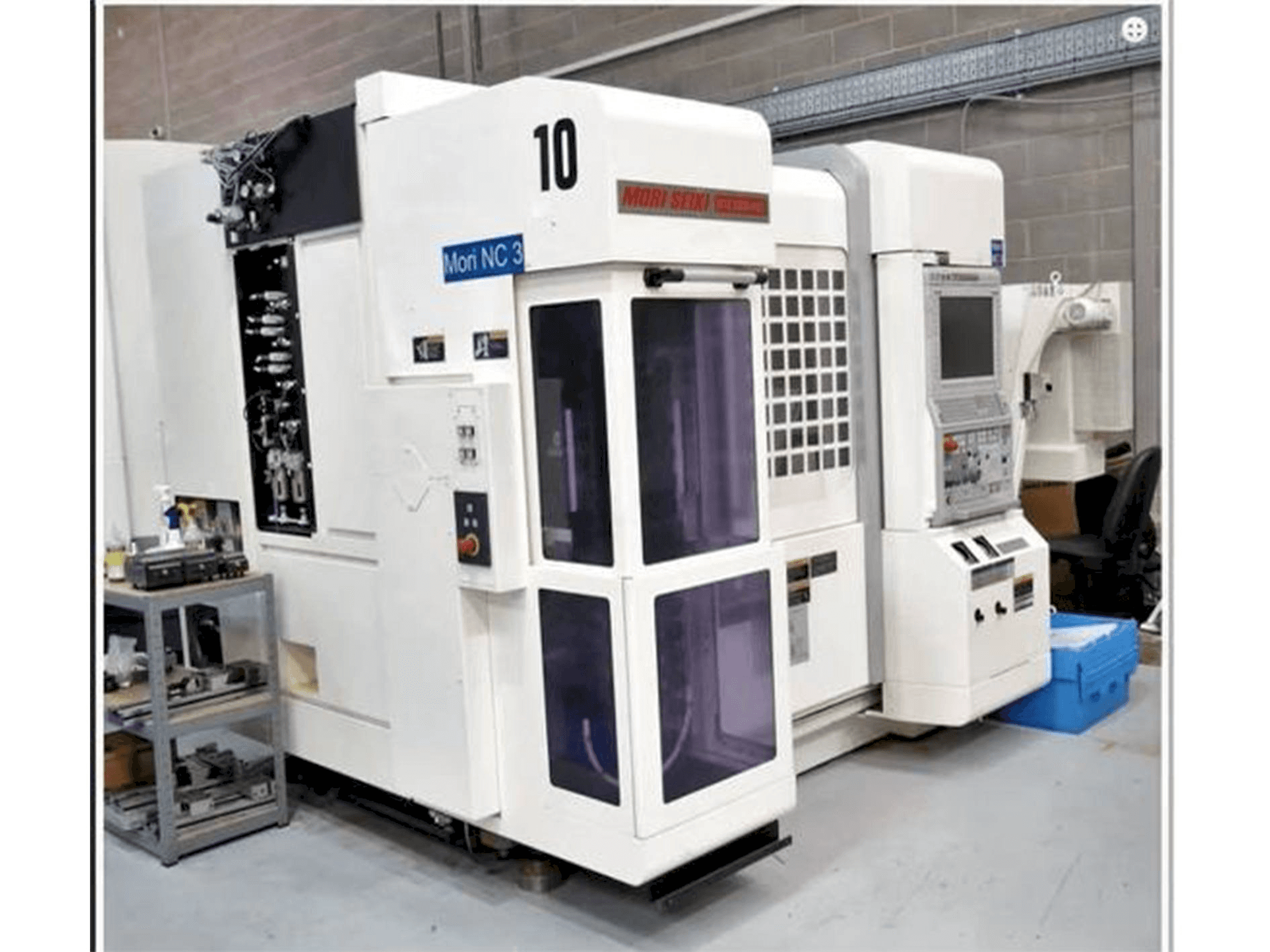 Vooraanzicht van DMG MORI NTX1000 HSC SZM machine