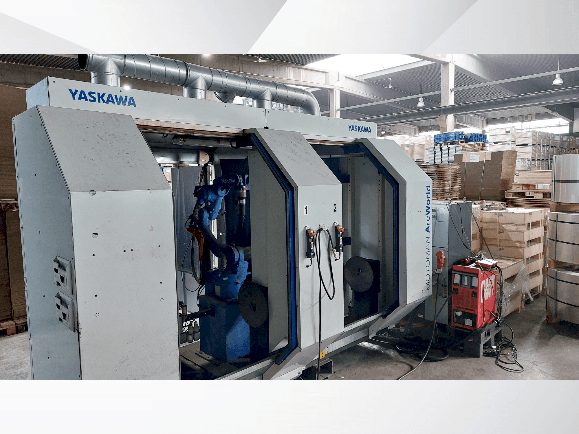 Vooraanzicht van Yaskawa Motoman ArcWorld machine