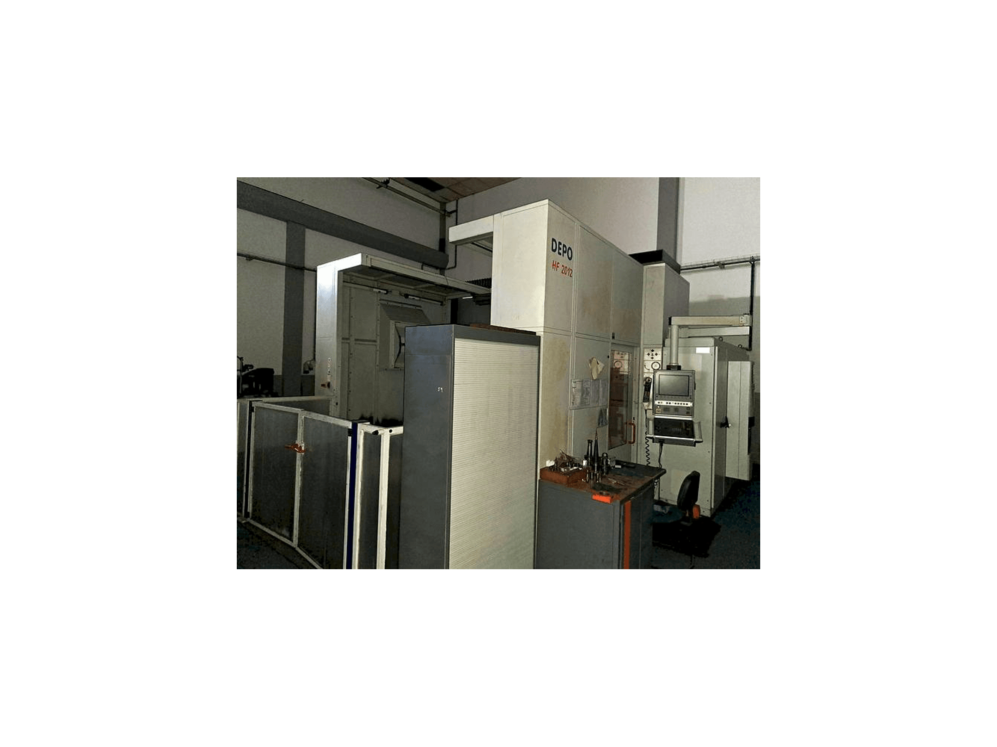 Vooraanzicht van DEPO HP machine