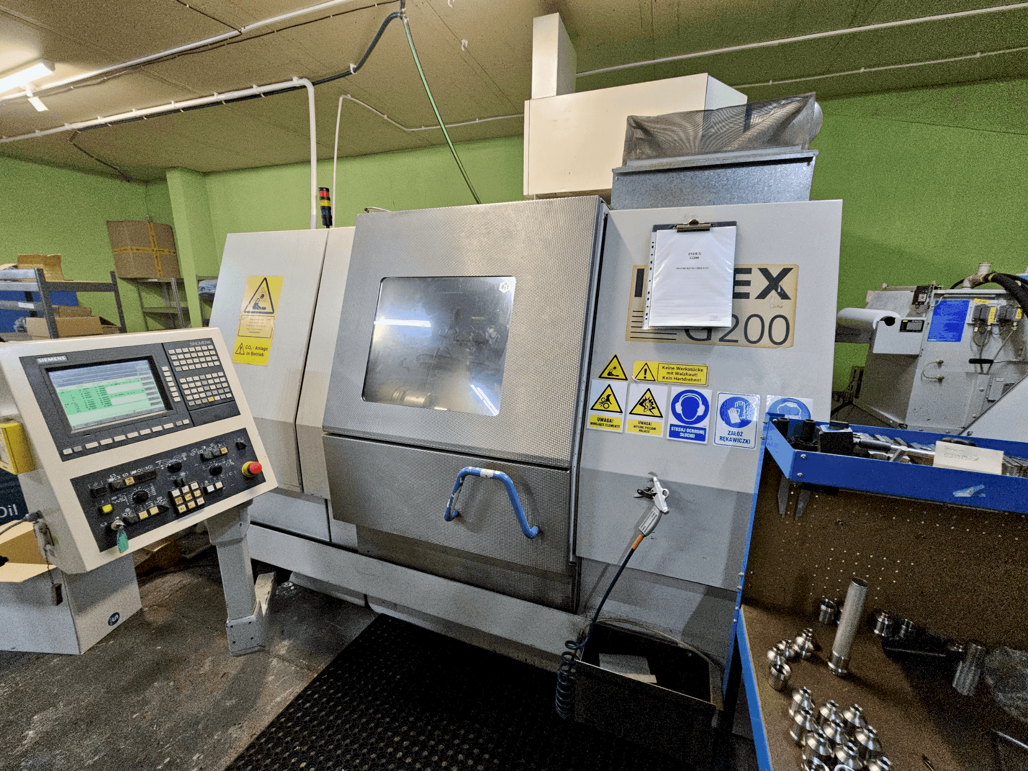 Vooraanzicht van Index G200 machine