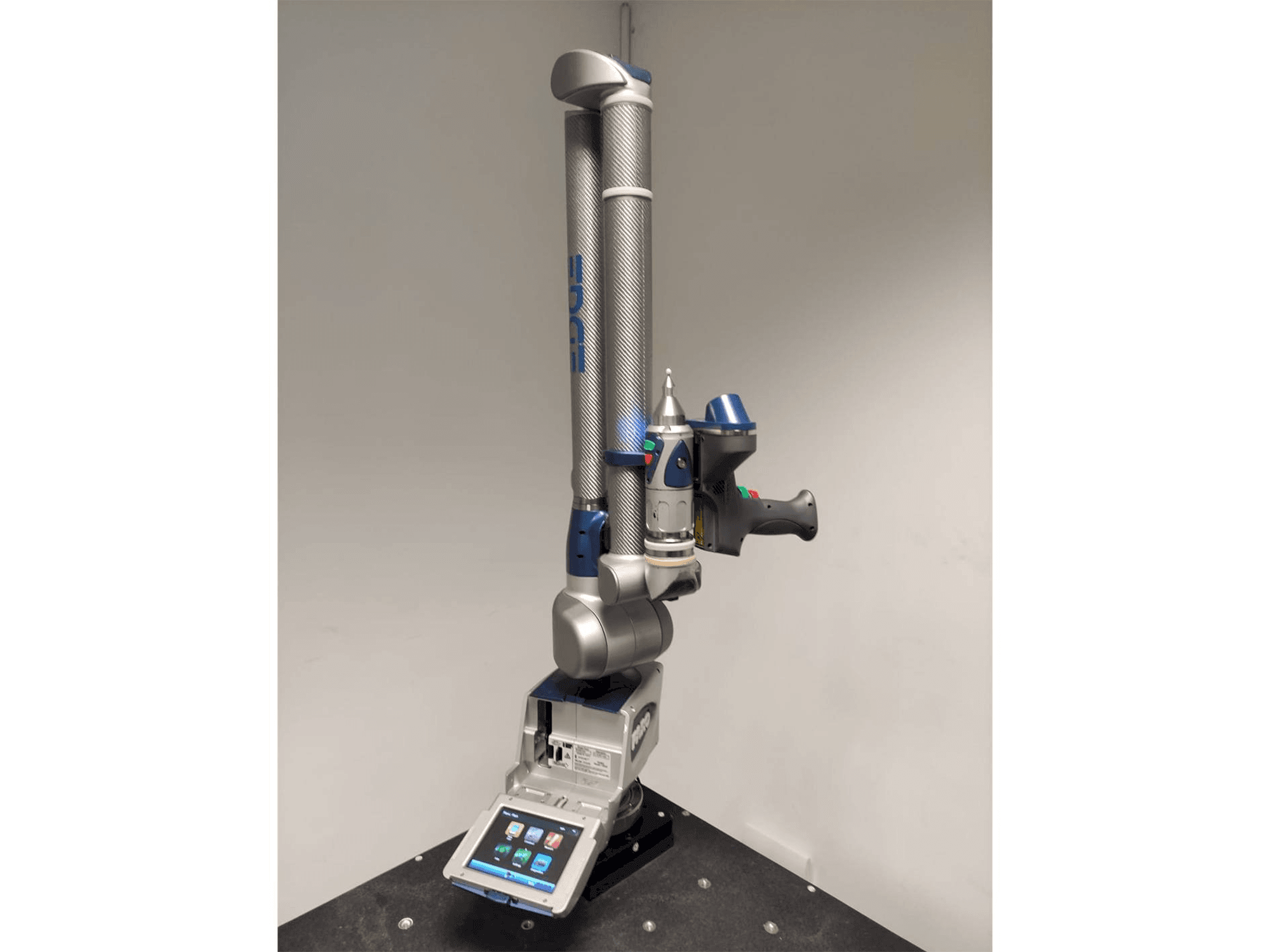 Vooraanzicht van Faro Edge ScanArm 2.7 machine