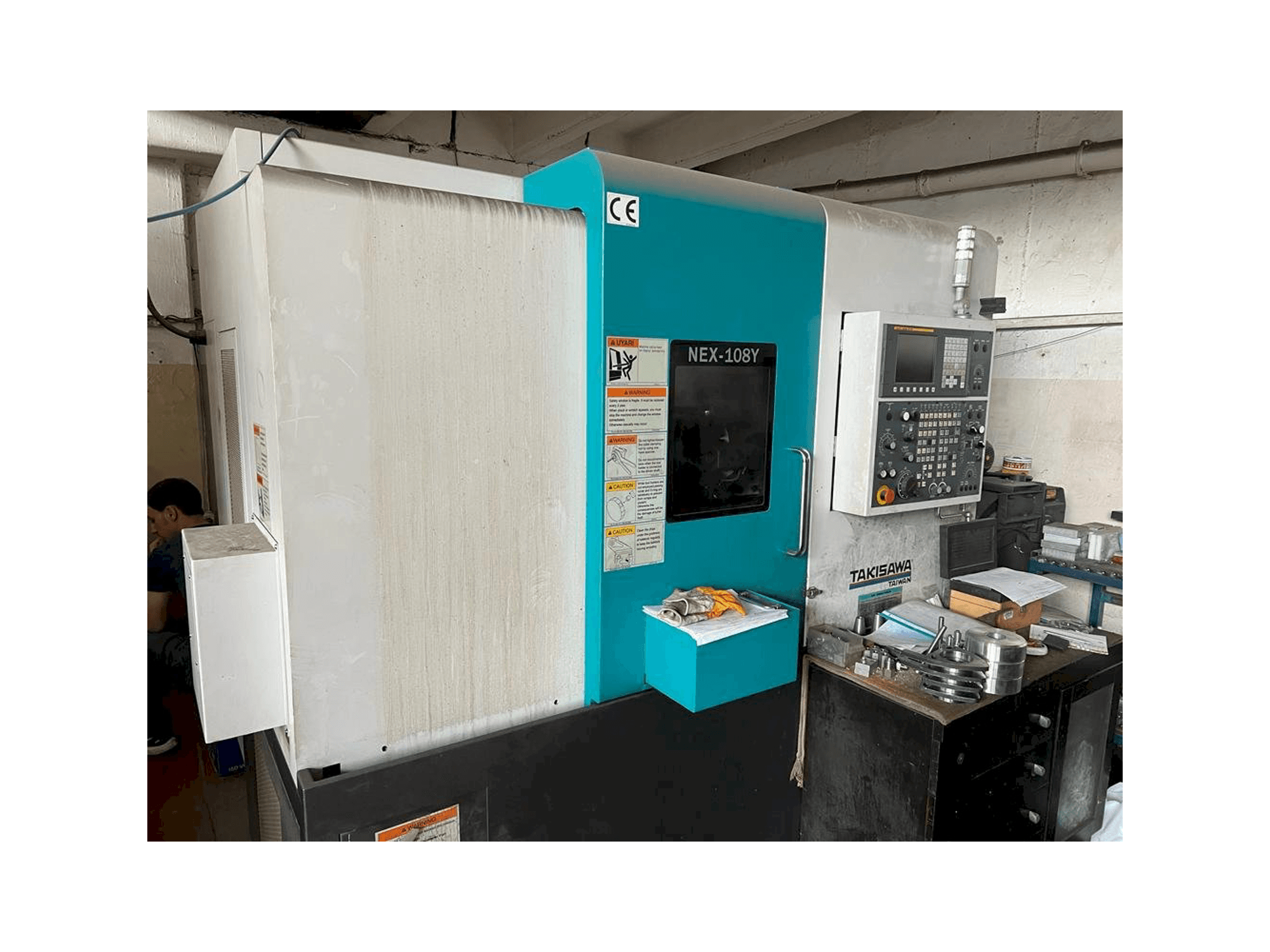 Vooraanzicht van Takisawa NEX-108Y machine