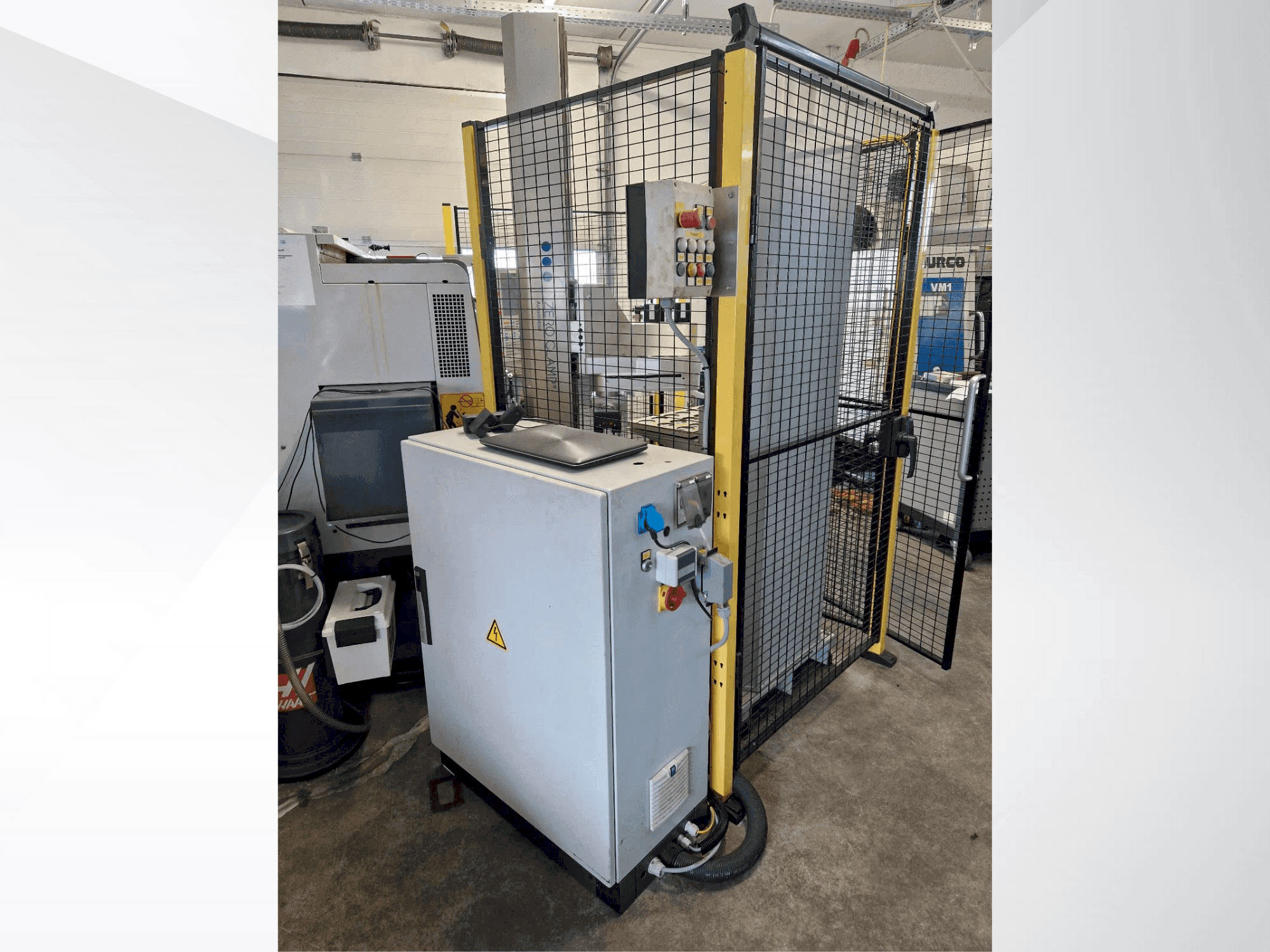 Vooraanzicht van Zeroclamp Zerobot 100P machine