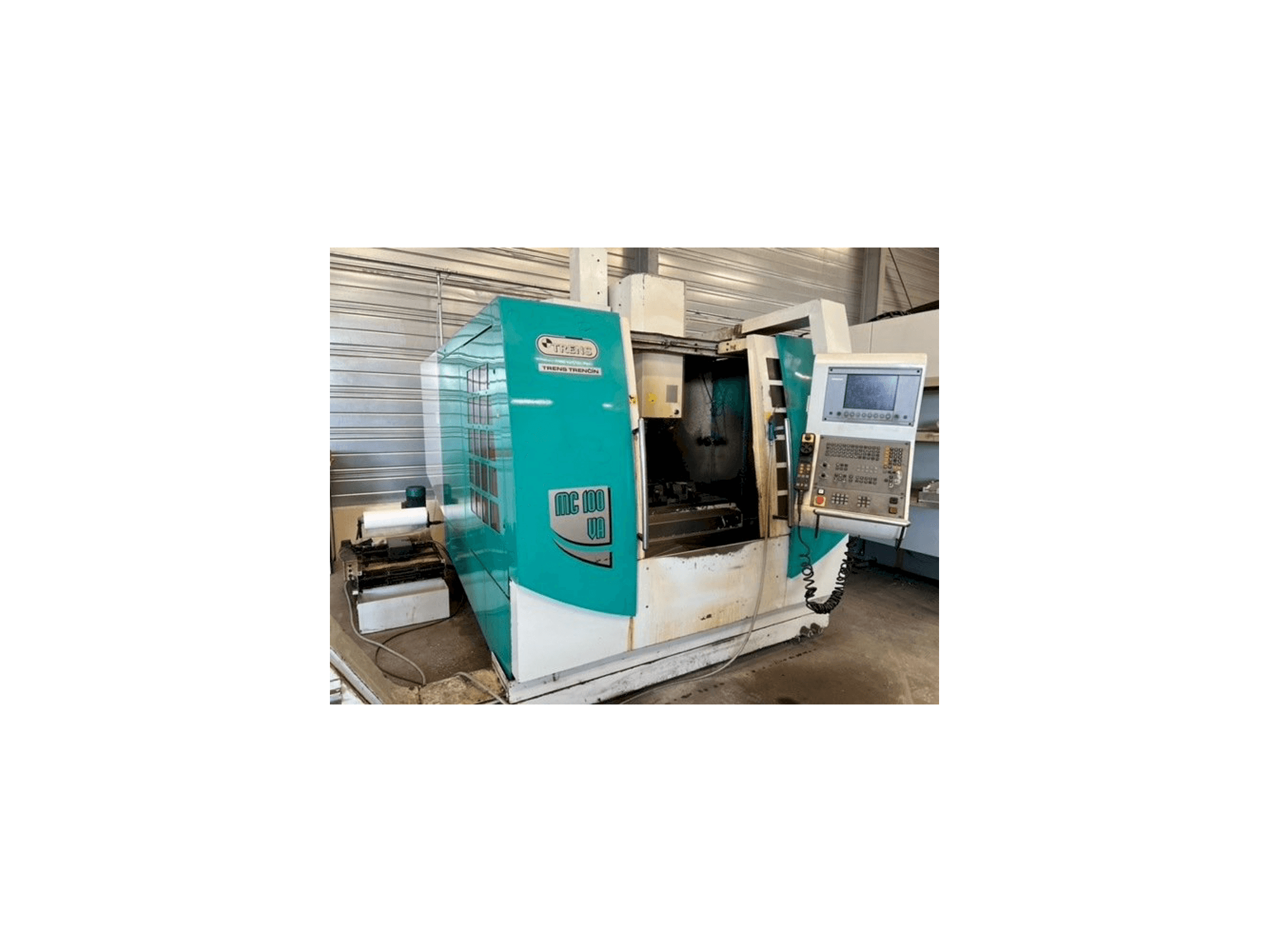 Linkerzijdeaanzicht van TRENS MC100VA machine