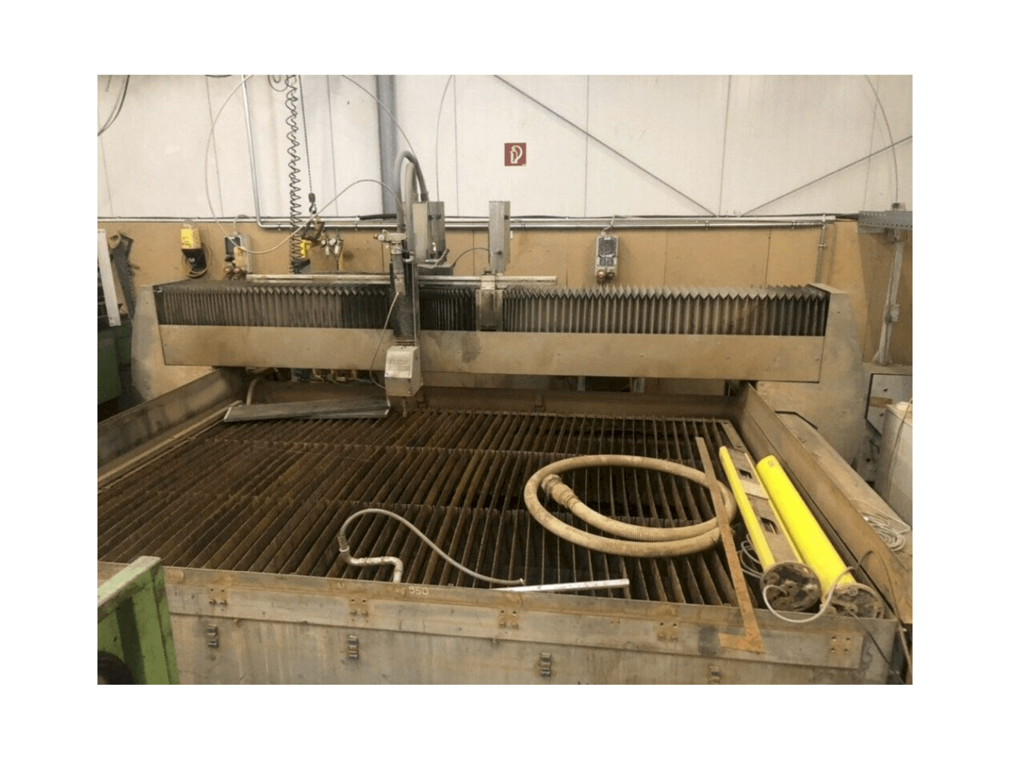 Vooraanzicht van Flow WMCE-3020 machine