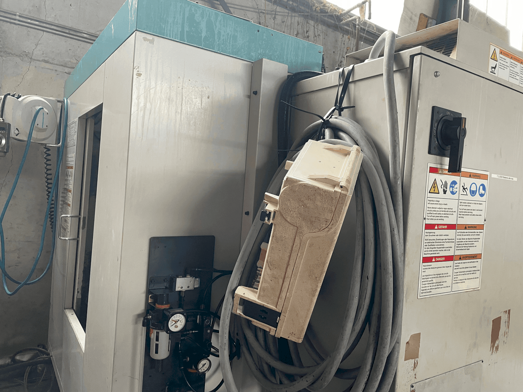 Vooraanzicht van Brother TC22A (1999) machine