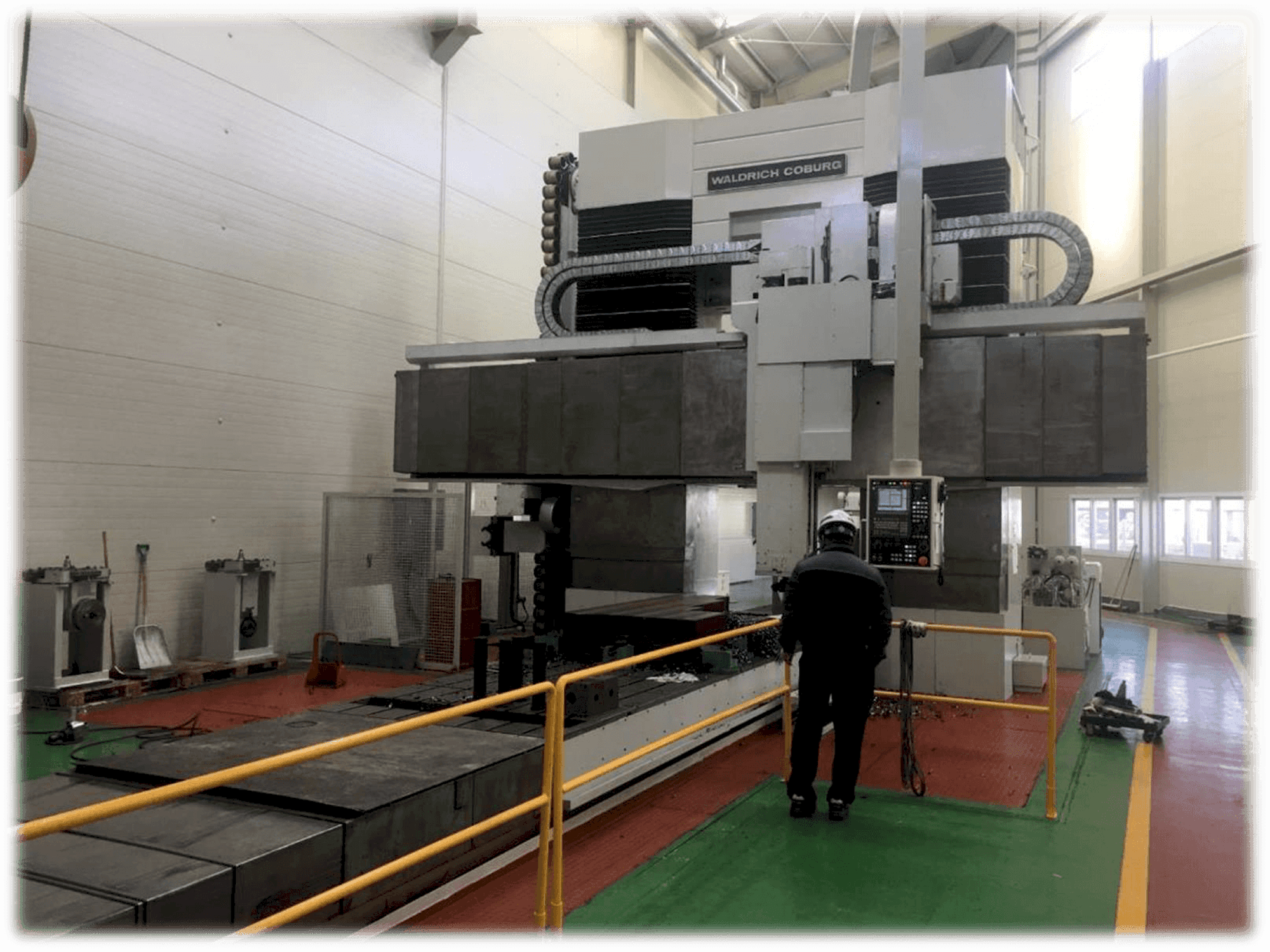 Vooraanzicht van WALDRICH COBURG 14-10FP150NC machine