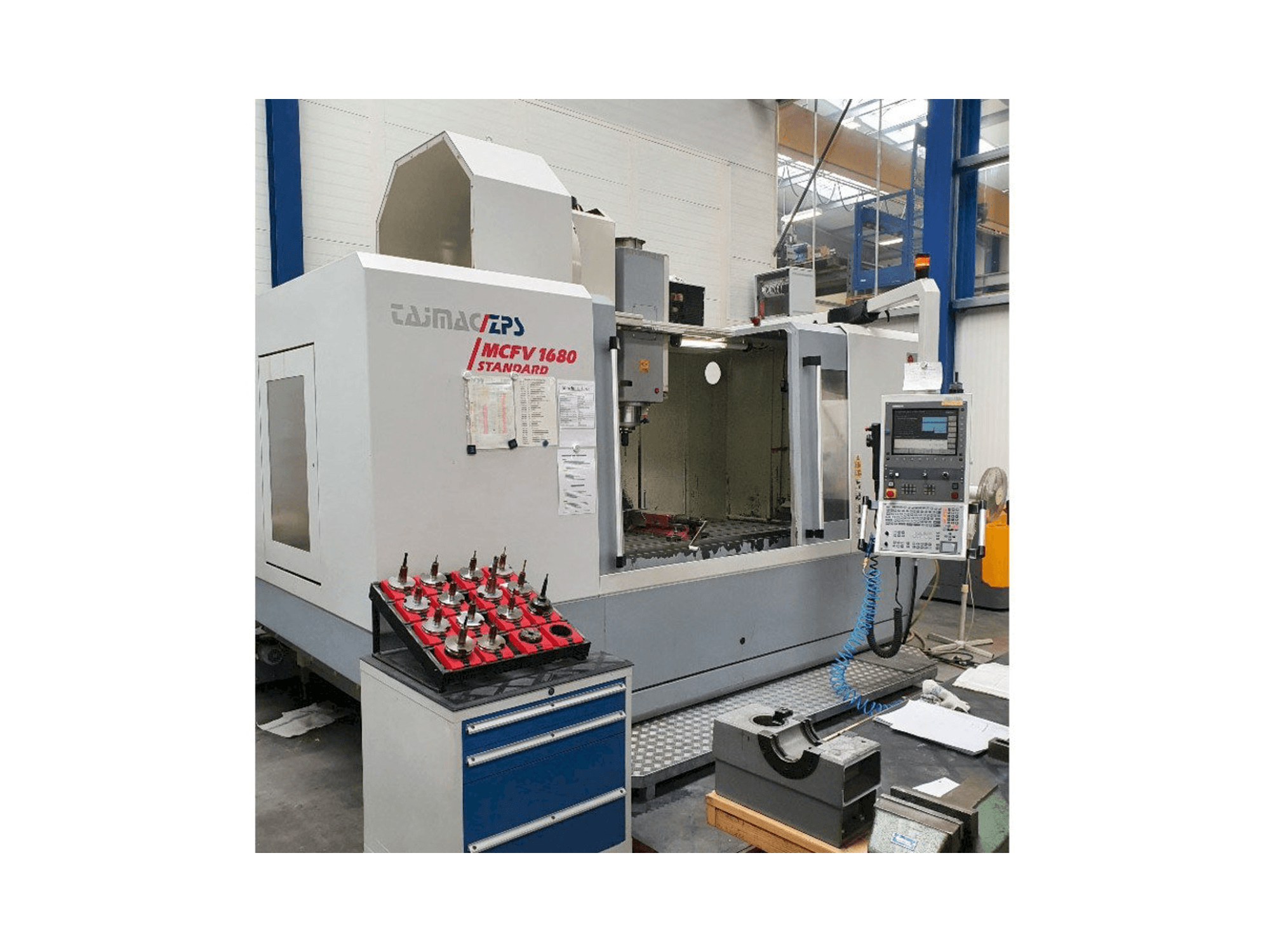 Vooraanzicht van ZPS MCFV 1680 machine