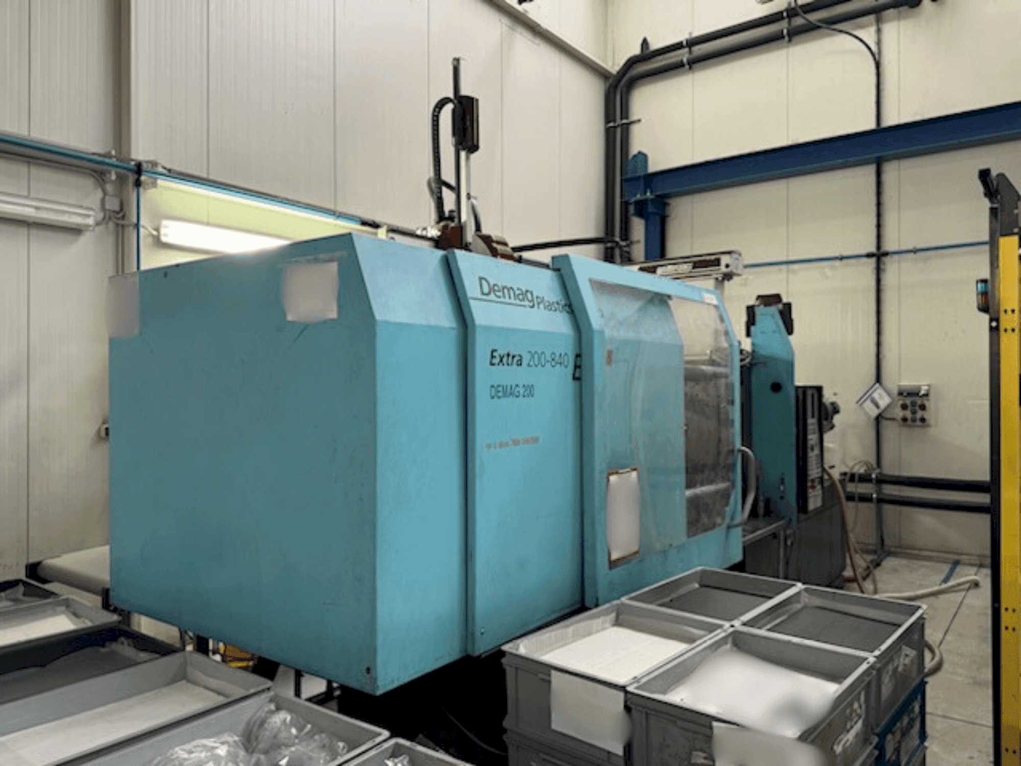 Vooraanzicht van DEMAG Extra 200-840 machine