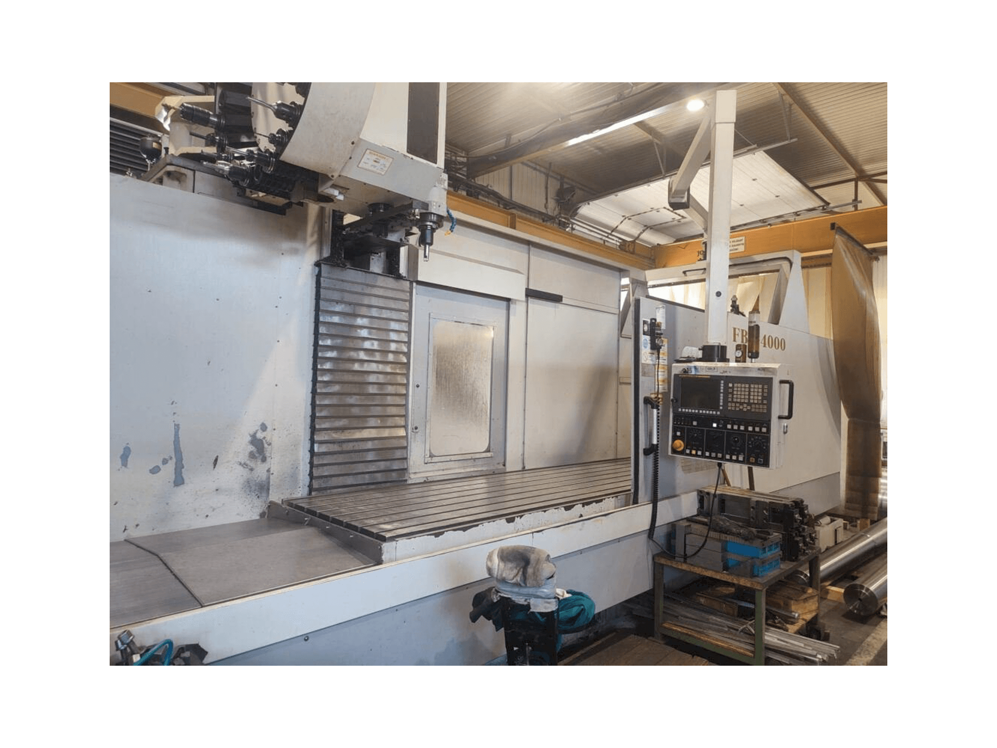 Vooraanzicht van Eumach FBE-4000 machine