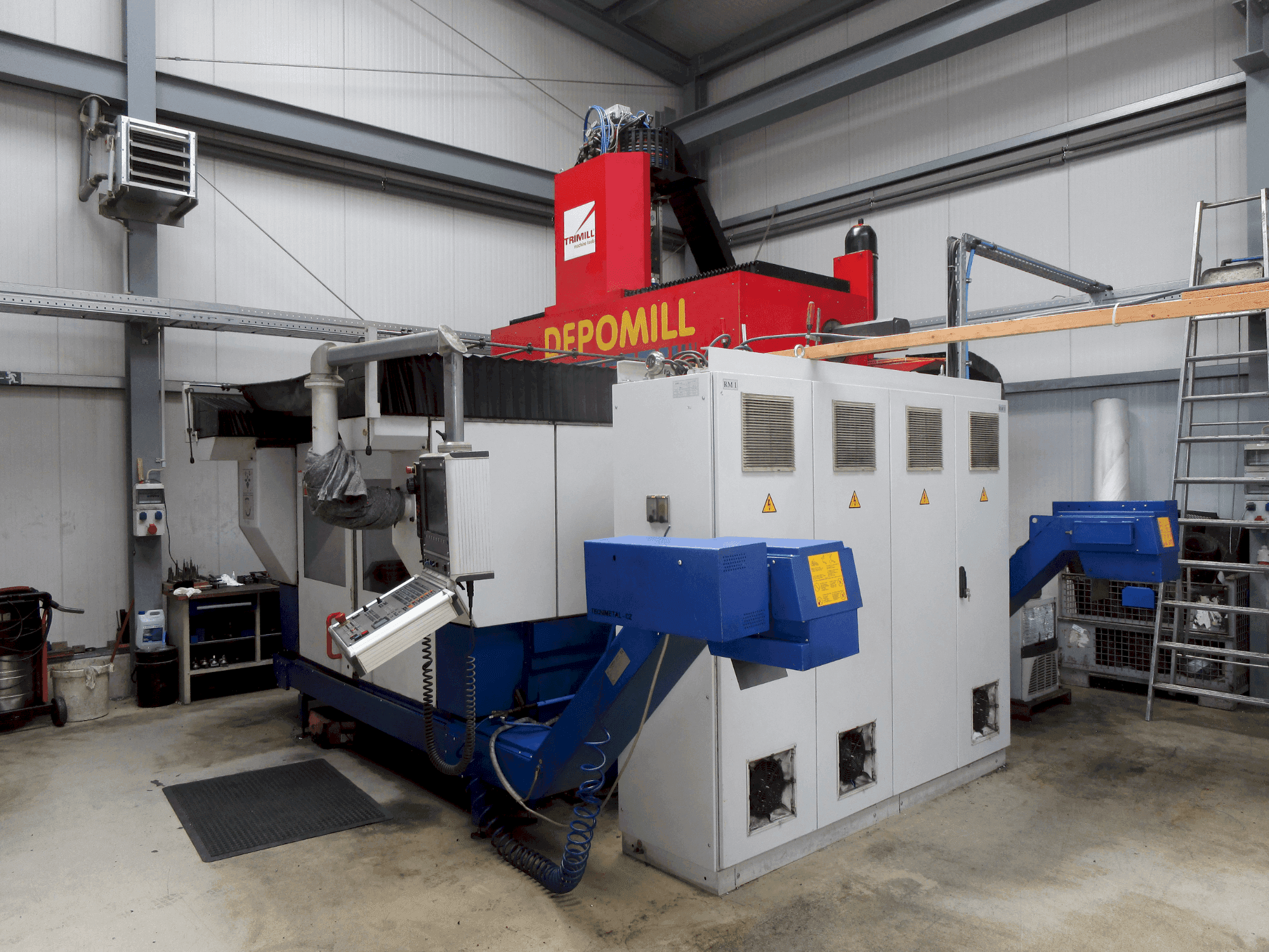 Vooraanzicht van TRIMILL DEPO Mill machine