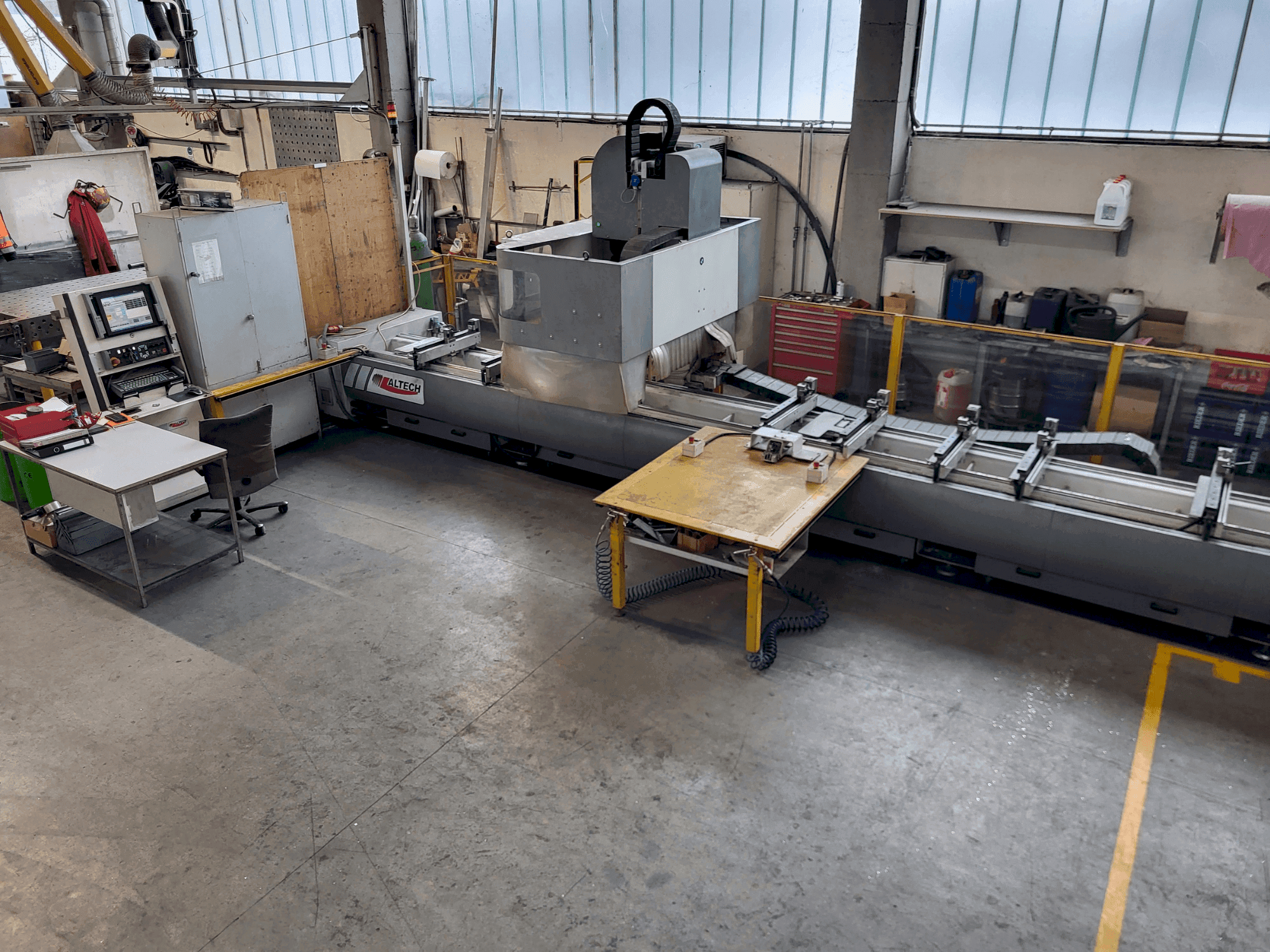 Vooraanzicht van ALTECH Tango machine