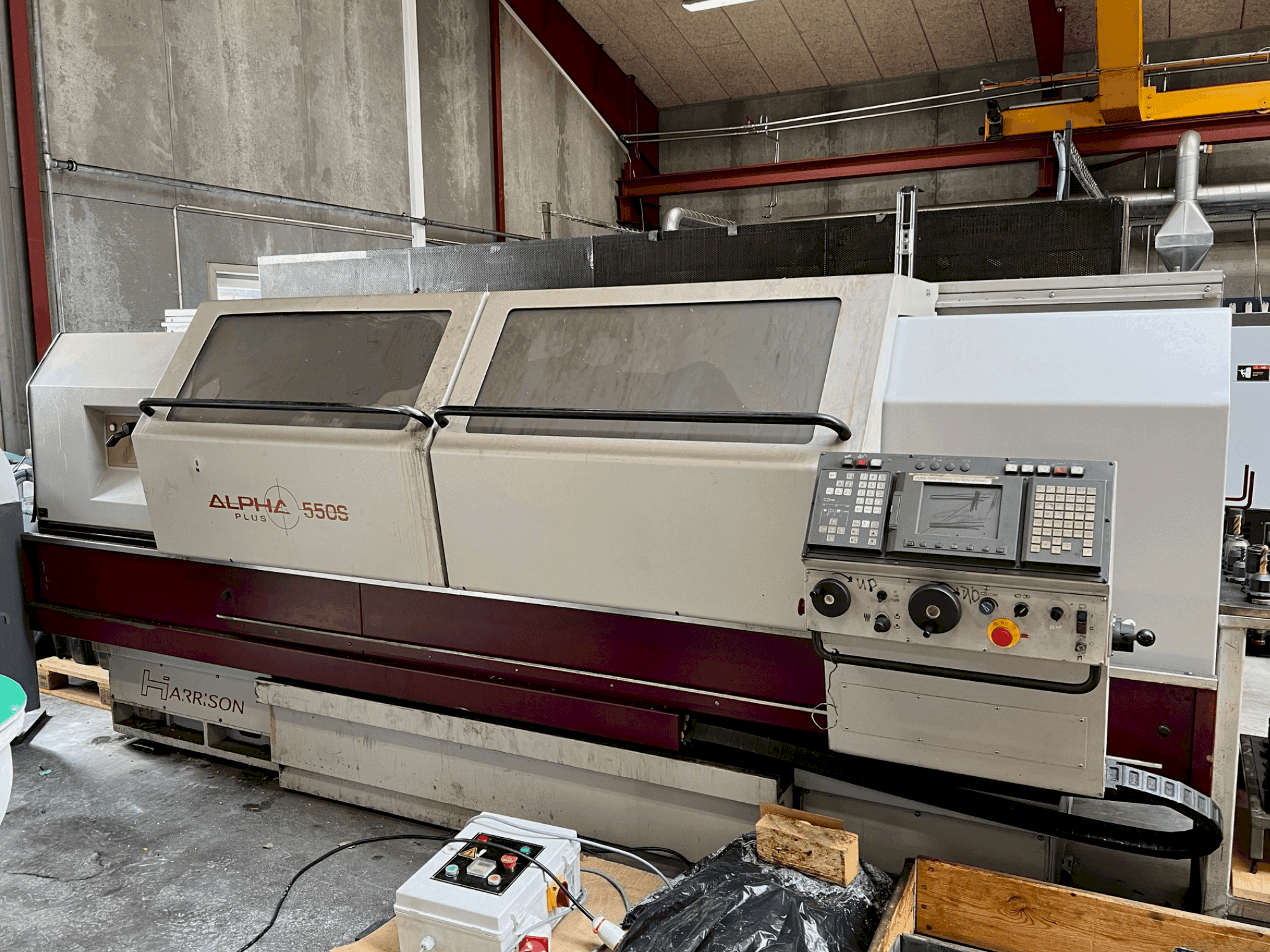 Vooraanzicht van Harrison Alpha 550 S machine