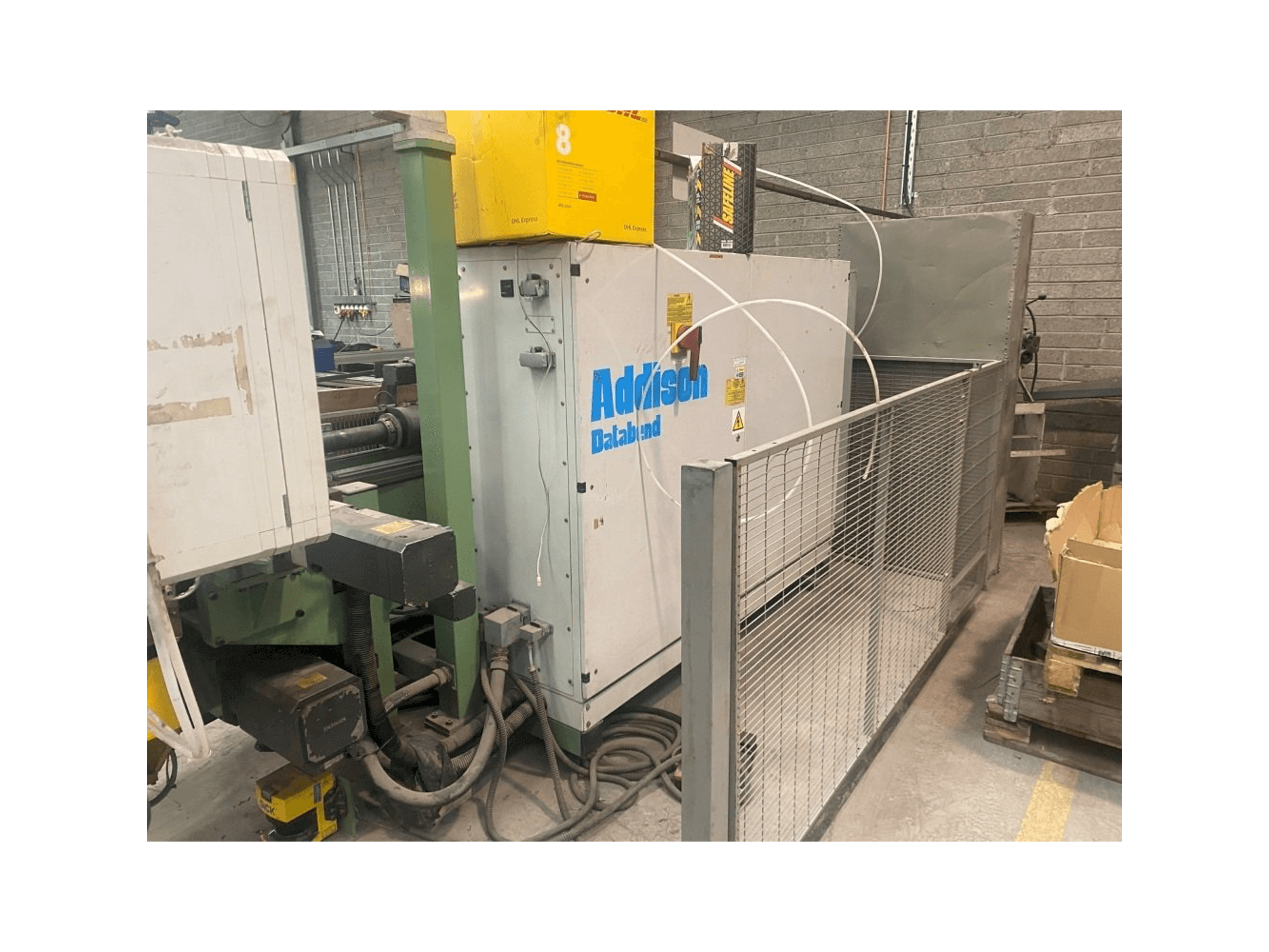 Vooraanzicht van Addison DB40E machine