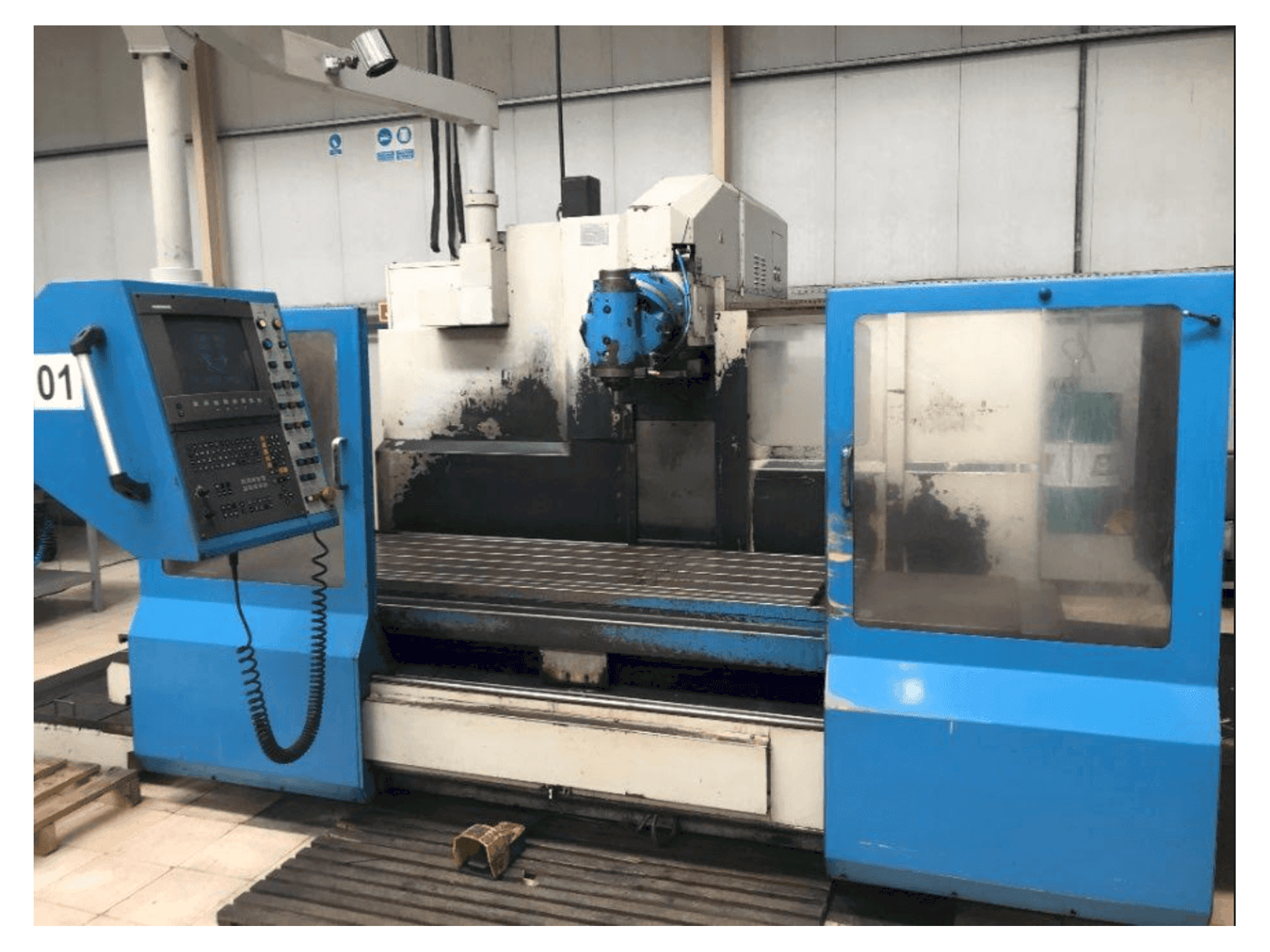 Vooraanzicht van KIHEUNG KNC U-800 machine