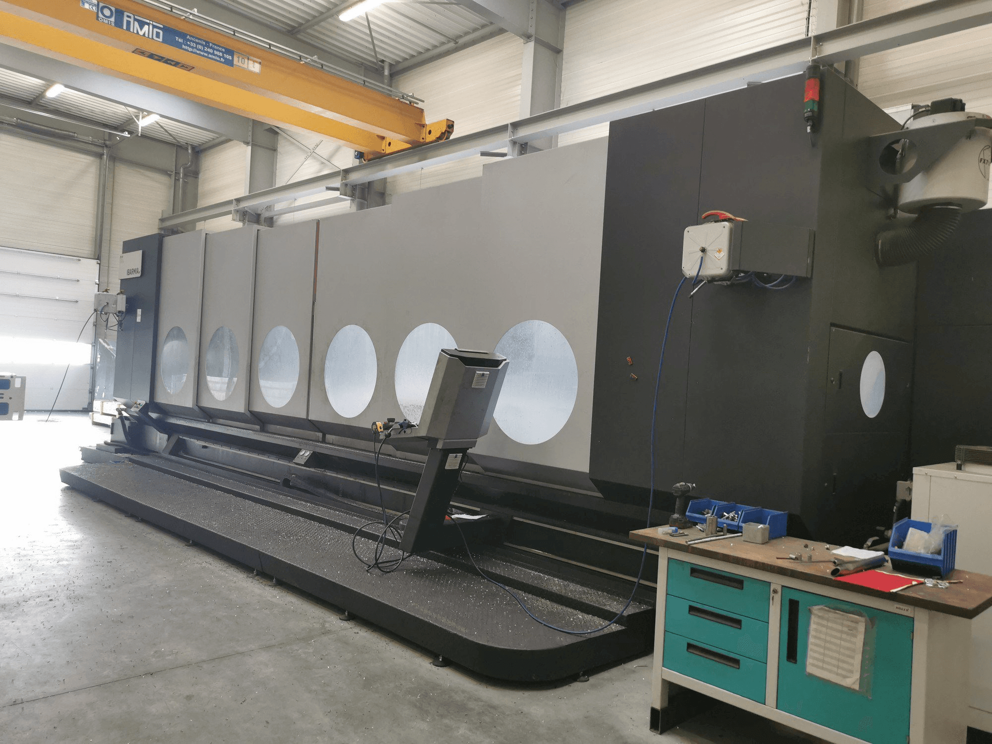 Vooraanzicht van IBARMIA ZV 58/L7000 EXTREME machine