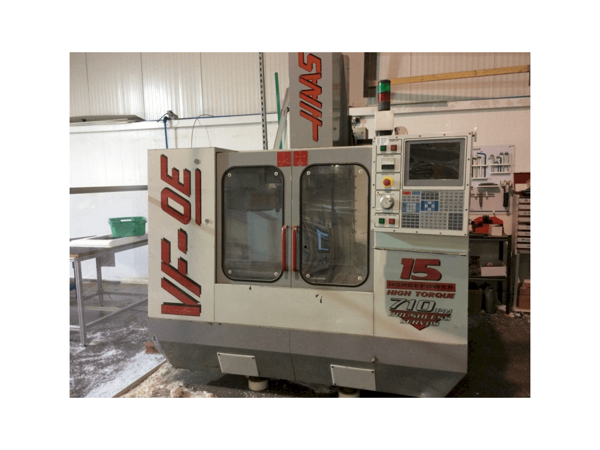Vooraanzicht van HAAS VF-OE machine